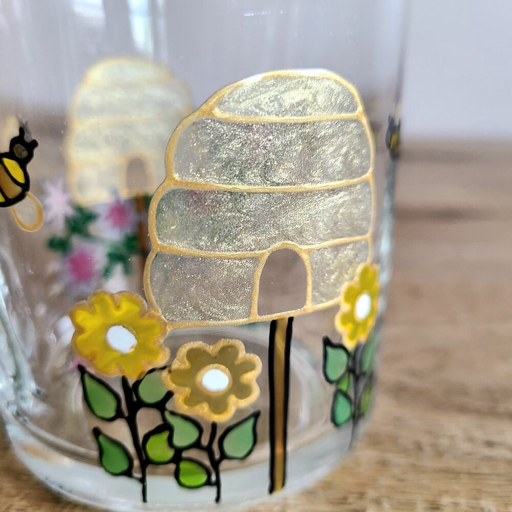 Made in France glass mug with bees design. - Picture 9 of 13